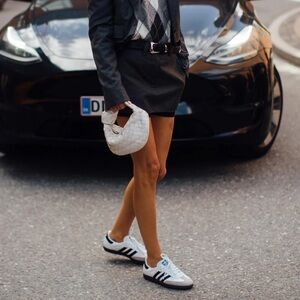 Adidas Men's or women’s White and Black Sneakers size 9 men or 10 in women’s